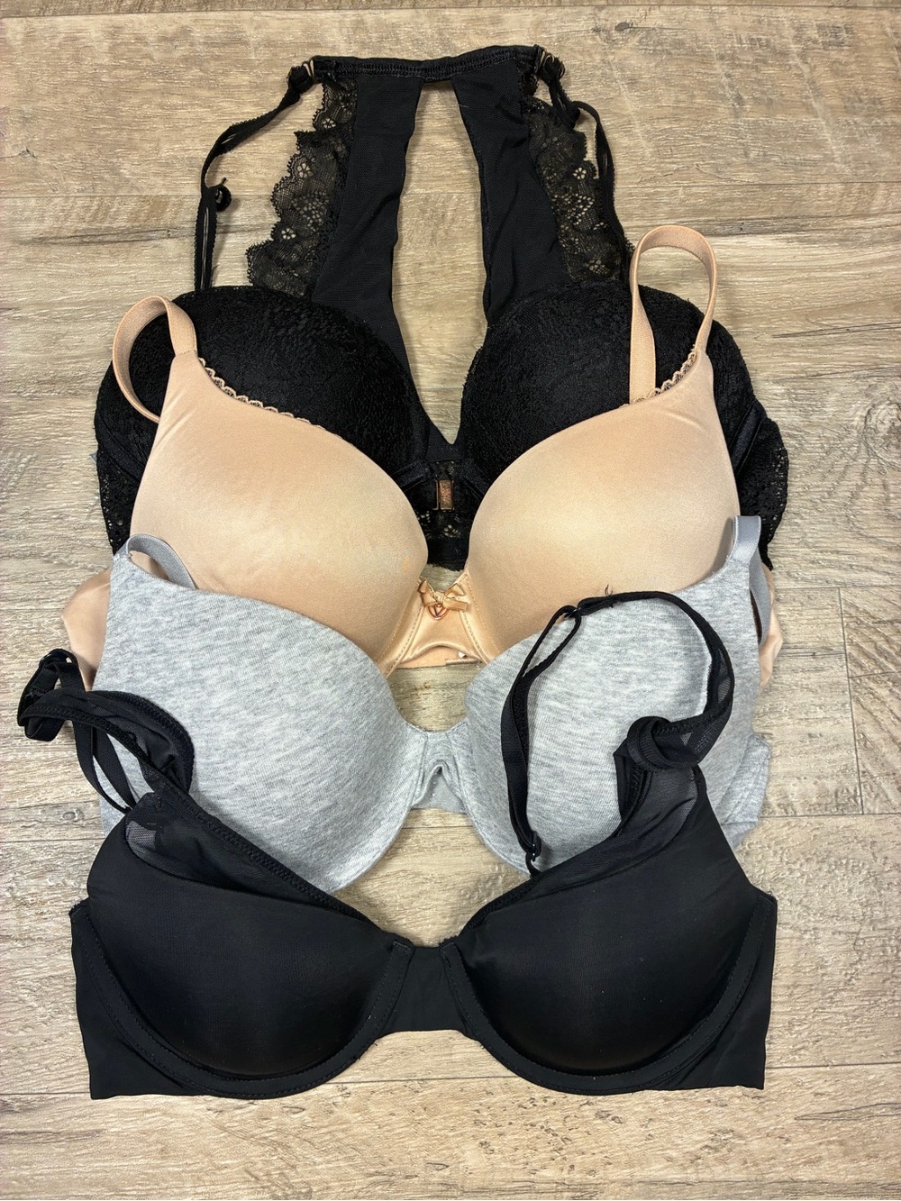 Victoria Secret PINK Bundle 4 Bras Wear Everywhere Lined Demi Push Up
